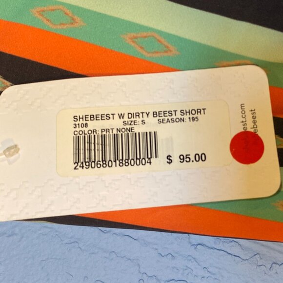 Shebeest Dirty Beest Shorts - Picture 5 of 6